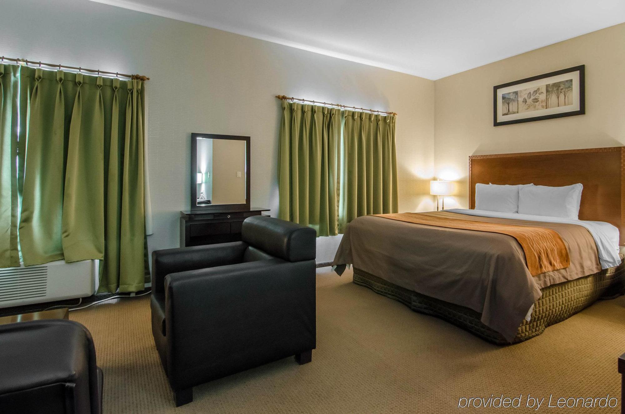 Comfort Inn Dawson Creek Exterior photo